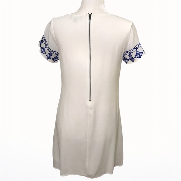 Lulu’s Embroidered Shift Women’s Mini Dress - XS - Picture 8 of 17